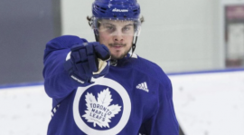 Auston Matthews EA SPORTS NHL 22: n kannessa