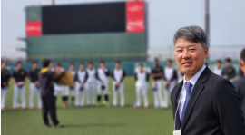 Former Coach Kim Won-hyung, I Want to Learn New Baseball