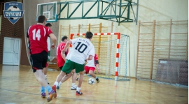 ZaSanie rzutem na taśmę w rundzie play-off! Słaby mecz Blokersów.