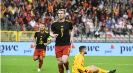 Belgia strzeliła 5 bramek w 32 minuty i wygrała 6-1