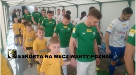 Wyprowadzanie zawodników Warty Poznań