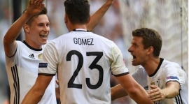 Euro 2016: Tyskland bok kvartsfinalen kaj, slog Slovakien 3-0