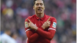 Lewandowski renova com o Bayern München até 2021