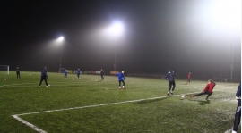 Trening na boisku Stoczniowca