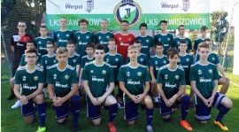 Drużyna Juniorów LKS JAWISZOWICE rozegrała sparing z Oldbojami LKS Jawiszowice wygrywając 4:1