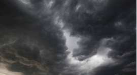 Czarne chmury nad Chorkówką