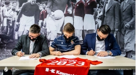 Sławomir Chmiel przedłużył kontrakt z Wisłą Kraków