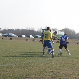 Jarząb Ględy 1-2 Piast Wilczęta