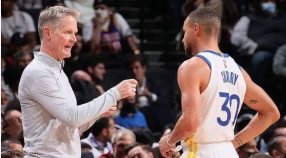 Stephen Curry et Steve Kerr, le duo des Golden State Warriors