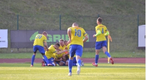 4 liga Stolem Gniewino - GKS Kowale 3:0 (0:0)