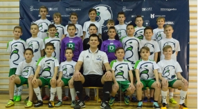 U13: Młodzicy zaczynają wiosnę od derbowego remisu