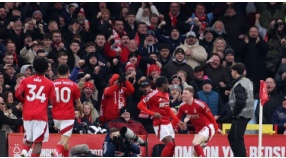 Nottingham Forest setzt seinen Kampf um den Meistertitel fort