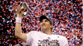 일라이 매닝, 안토니오 게이츠, 제러드 앨런이 축구 명예의 전당 준결승 진출자 25인 명단에 이름을 올렸습니다