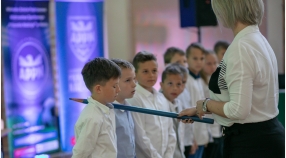 Akademia z okazji "Dnia Edukacji Narodowej" i pasowanie czwartoklasistów