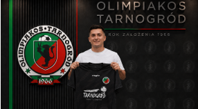 Adrian Dziura na dłużej w Olimpiakosie