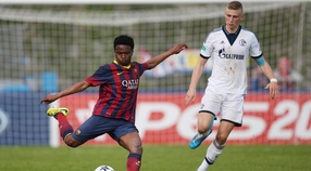 Młody napastnik Schalke podpisze profesjonalną umowę