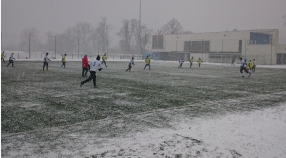 Sparing Seniorów Unii - rozpoczął się cykl przygotowań do ligowych rozgrywek