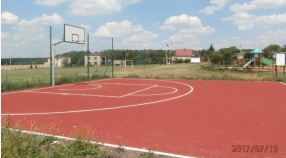Nowe boisko do koszykówki ulicznej w Górnikach