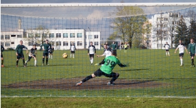 (Nie)cenny punkt; Unia - Grom Witków 3-3