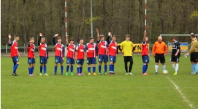 Wygrana juniorów. Mazur liderem