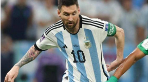 Messi hält Argentiniens Hoffnungen am Leben