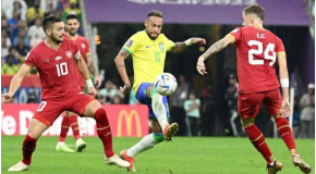 WK - Neymar werd 9 keer geschonden in de eerste wedstrijd, verstuikte rechterenkel