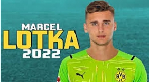 Bundesliga: Marcel Lotka piłkarzem Borussii Dortmund