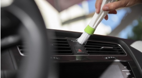 Expert Tips for Car AC Repair and Maintenance in UAE's Summer Heat