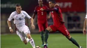 Cristiano Ronaldo skjuter Portugal till seger