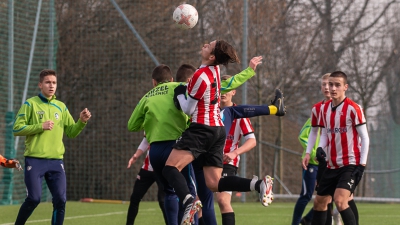 Weekendowe sparingi: Seniorzy z Turbaczem, juniorzy z Cracovią