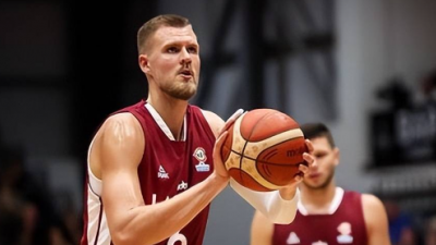 Latvia looks to upset Italy in the FIBA World Cup fifth-place game