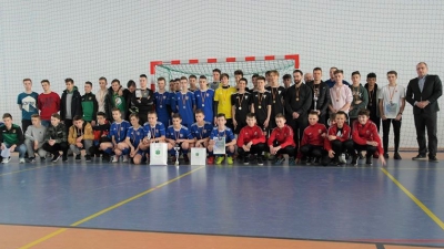 U15: Brąz trampkarzy w X halowym turnieju im. Karola Demczuka