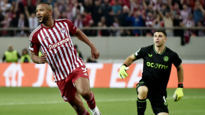 Aston Villa zklamává v Evropské lize, El Arabiho dvě branky posílají Olympiakos do finále