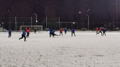 Remis w pierwszym sparingu
