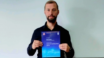 Paweł Gąstała z licencją UEFA B