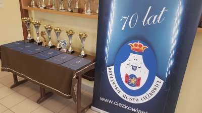 TUCHOVIA Tuchów wygrywa w XVII Halowym Turnieju Piłki Nożnej - Ciężkowice 2020