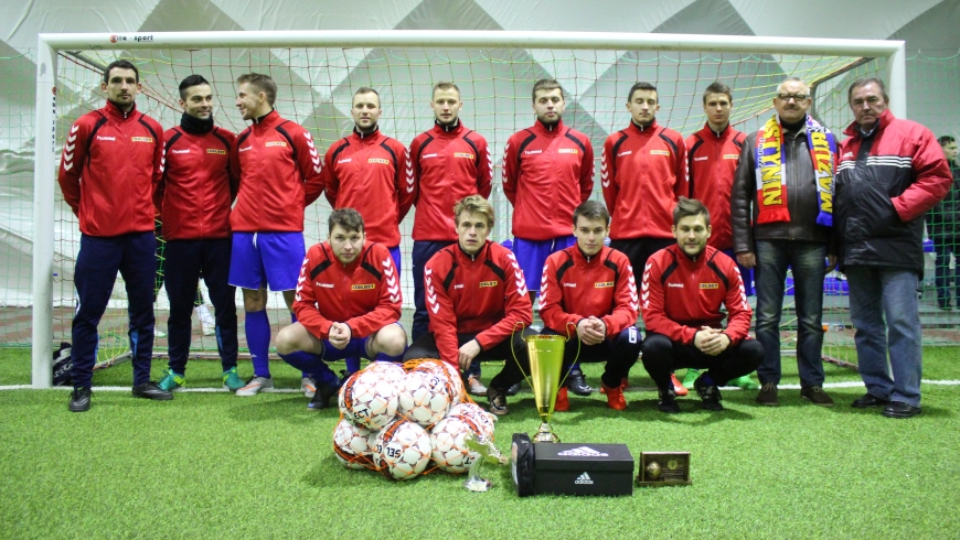 Seniorzy Mazura wygrali Turniej o Puchar Prezesa Płockiego OZPN