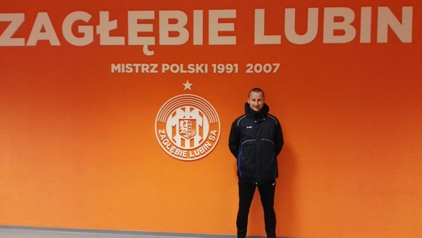 Trener Daniel Odziemkowski na stażu w Zagłębiu Lubin