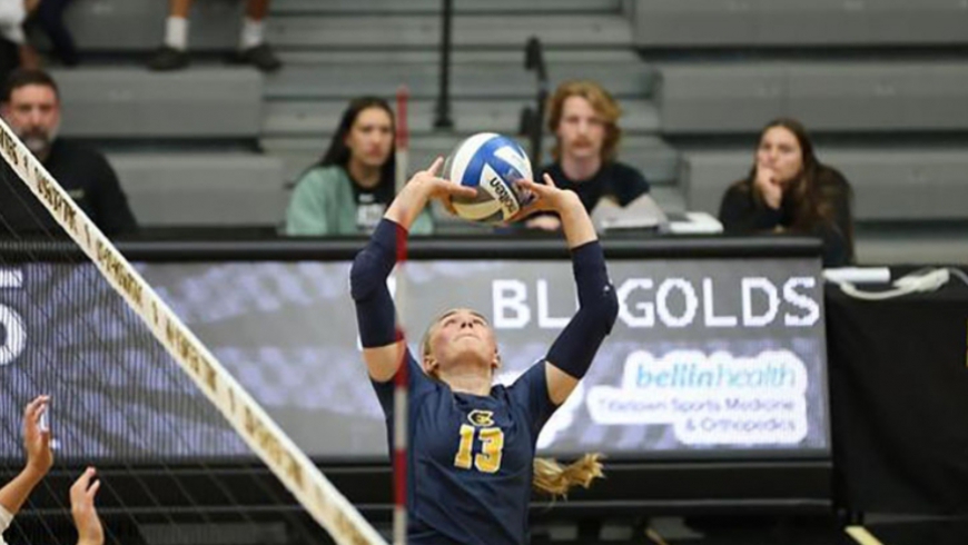 Blugolds Conclude the Week with Victory Over Carthage College