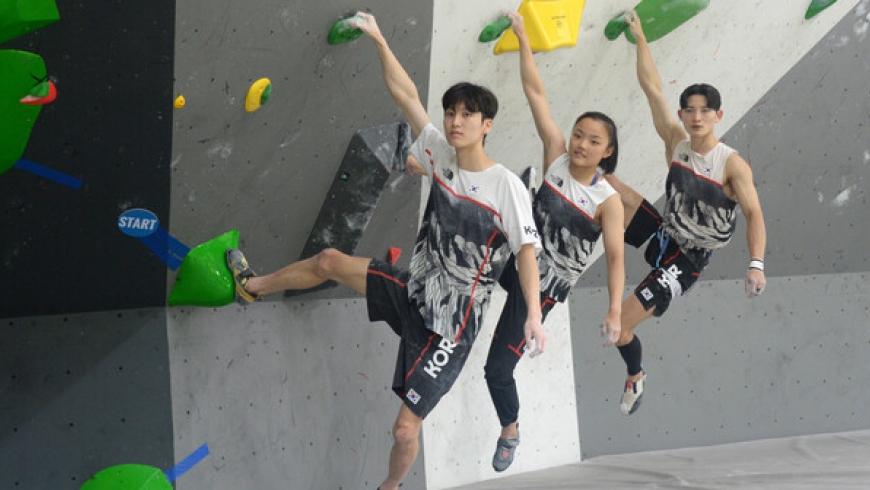 Sports Climbing Aiming for the First Medal