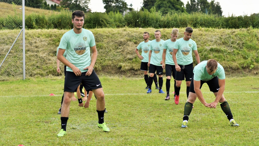 UKS ŻAK Jamielnik - PFT DREWNEKS Sampława 1:1 (0:0)