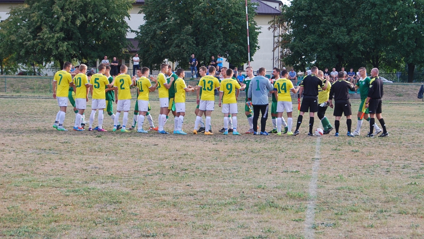 PUCHAR POLSKI:  SZOPEN SANNIKI - ŚWIT STAROŹREBY