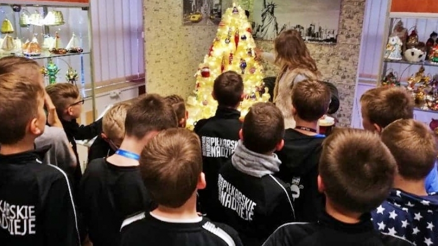 Uczniowie MSMS w Muzeum Bombki Choinkowej