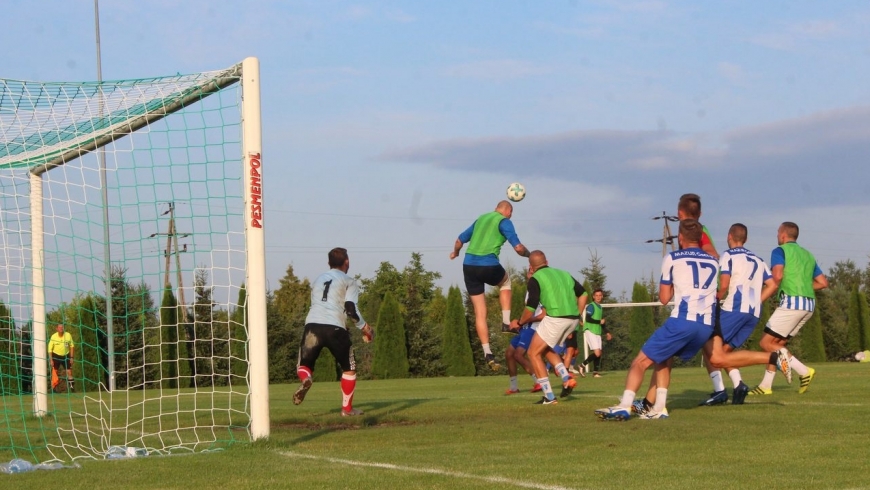 Przegrana Mazura w czwartym sparingu