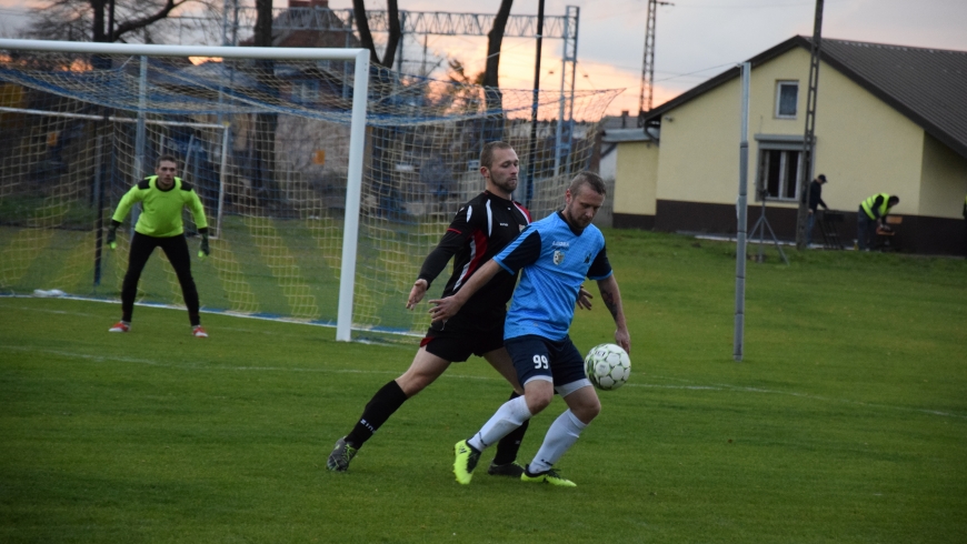 LKS ORZEŁ PACZYNA VS LKS "45" BUJAKÓW