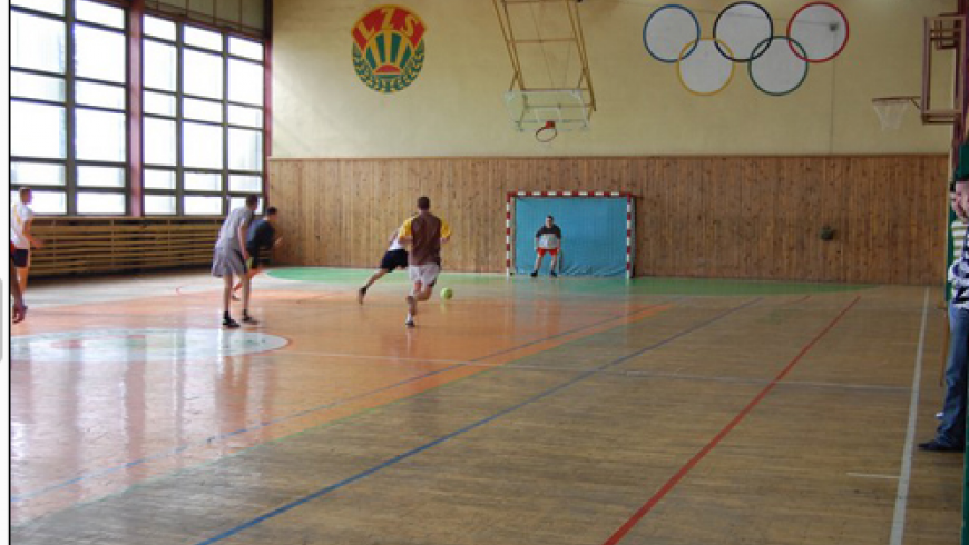 Propozycja wyjazdu na zimowy obóz sportowy w miejscowości Miętne.