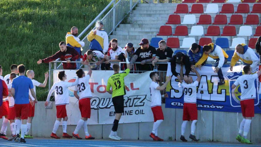 Odra Ścinawa zagości w Bieniowicach. Druga drużyna pojedzie do czerwonej latarni ligi.