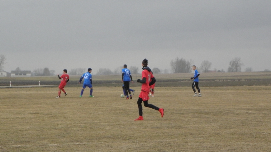 Sparing (J) Sokół Damasławek - UNIA Wapno 3:2 (3:0)