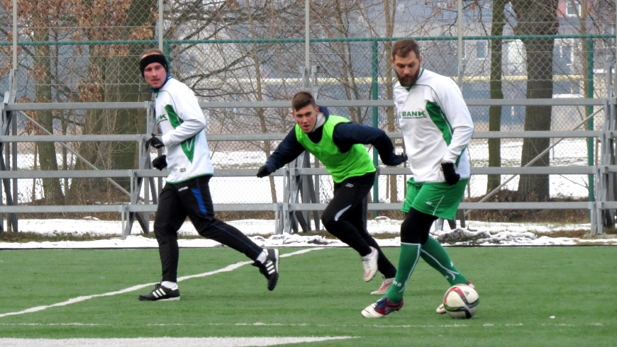 Juniorzy starsi rozpoczęli sparingi