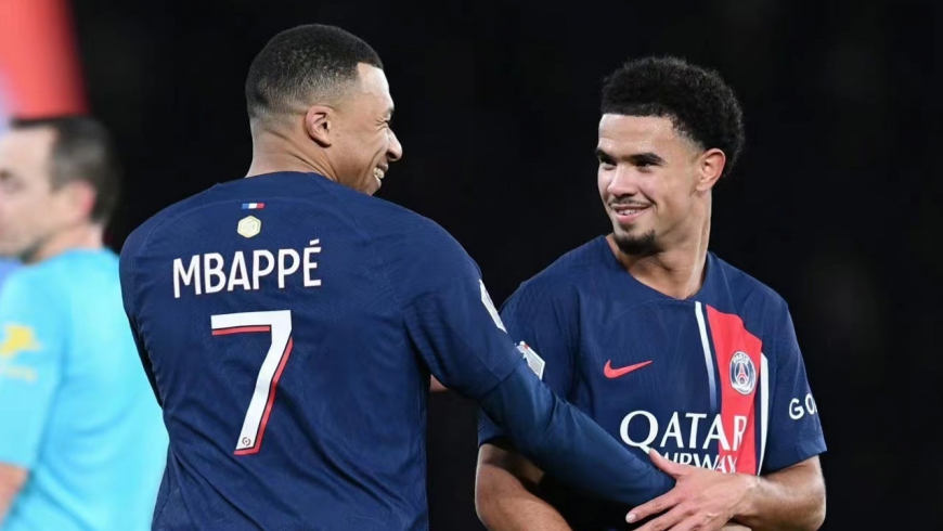 Mbappes 25-årsdag leder PSG Ligue 1 med 3-1 Metz